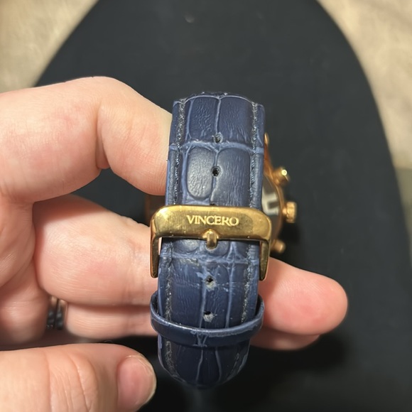 Vincero Men’s Blue Leather Watch Gold Face - Picture 2 of 3